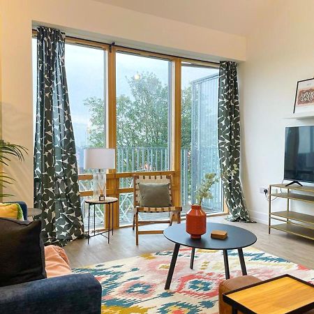 Coventry Large 4-Bed Townhouse By Empower Homes Eksteriør bilde