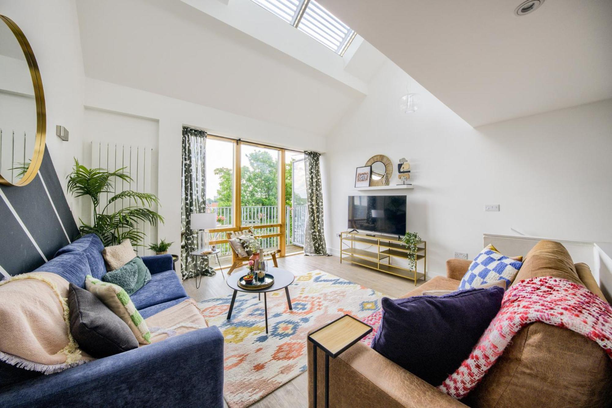 Coventry Large 4-Bed Townhouse By Empower Homes Eksteriør bilde
