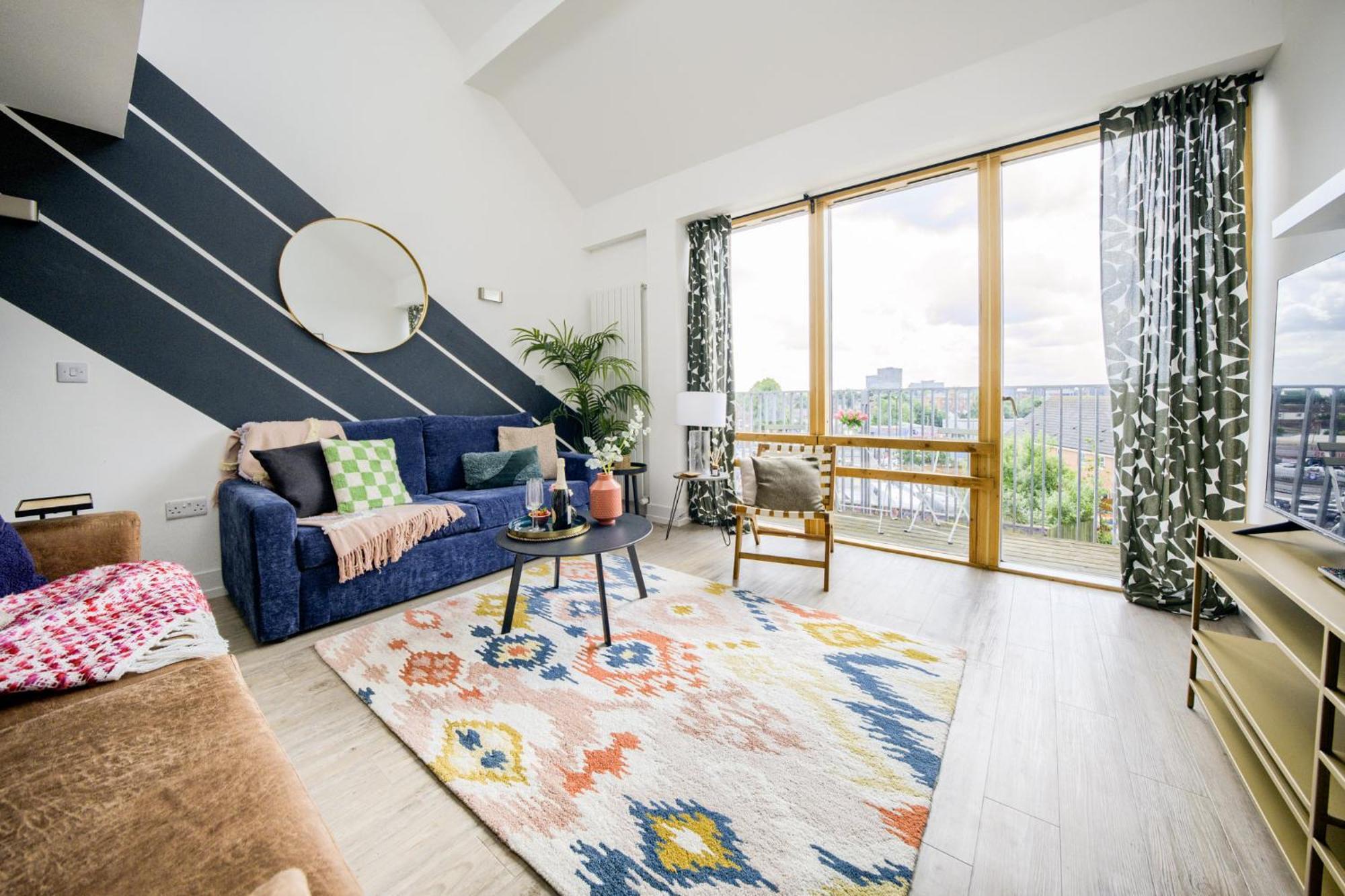 Coventry Large 4-Bed Townhouse By Empower Homes Eksteriør bilde
