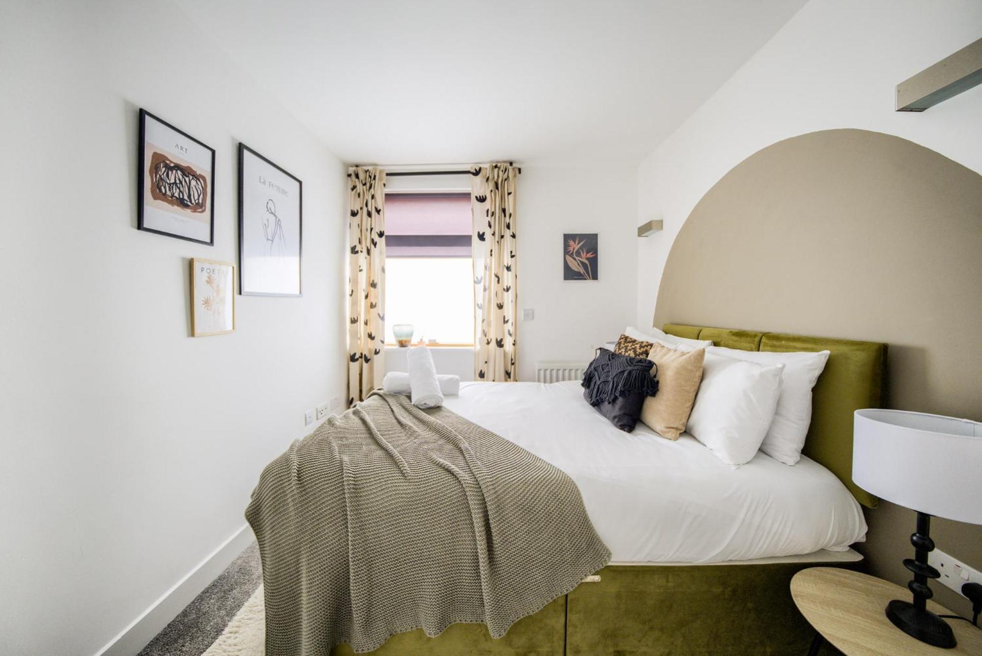 Coventry Large 4-Bed Townhouse By Empower Homes Eksteriør bilde