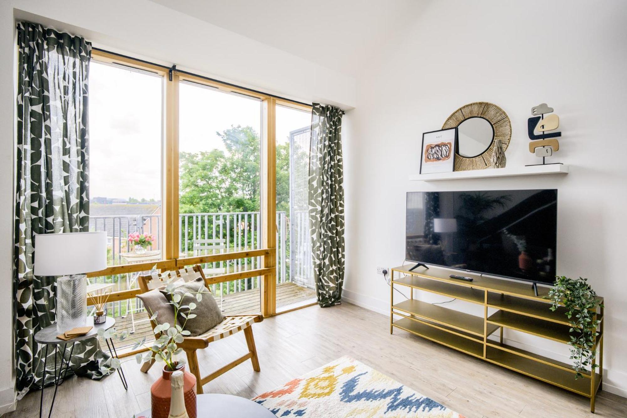 Coventry Large 4-Bed Townhouse By Empower Homes Eksteriør bilde